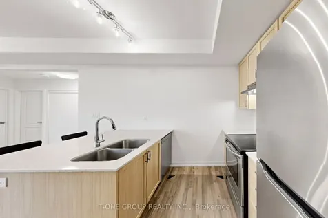 370 Red Maple Road Richmond Hill ON L4C 6P5