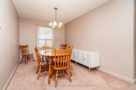 425 Centre Street E Richmond Hill ON L4C 1B8