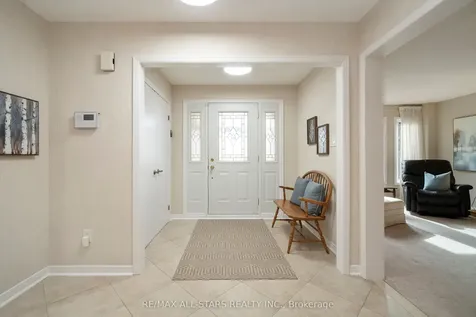 33 Carpenter Court Markham ON L3P 6W3