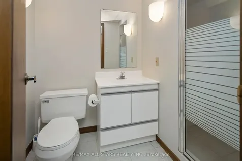33 Carpenter Court Markham ON L3P 6W3