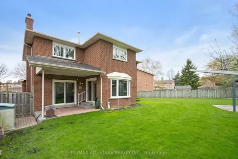 33 Carpenter Court Markham ON L3P 6W3