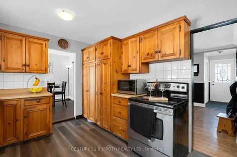 1032 Gilmore Avenue Innisfil ON L0L 1W0