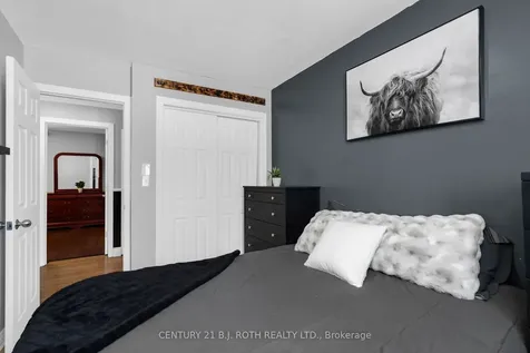 1032 Gilmore Avenue Innisfil ON L0L 1W0