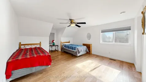 50 Riverglen Drive Georgina ON L4P 2R1