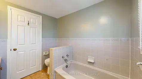50 Riverglen Drive Georgina ON L4P 2R1