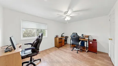 50 Riverglen Drive Georgina ON L4P 2R1