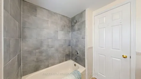 50 Riverglen Drive Georgina ON L4P 2R1