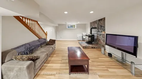 50 Riverglen Drive Georgina ON L4P 2R1