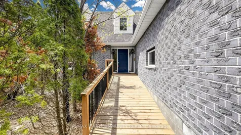 50 Riverglen Drive Georgina ON L4P 2R1