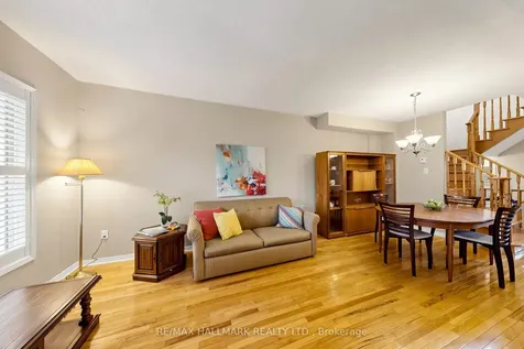 72 Walkview Crescent Richmond Hill ON L4E 4H6