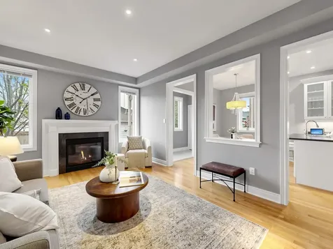 20 Peony Street Markham ON L6B 1K9