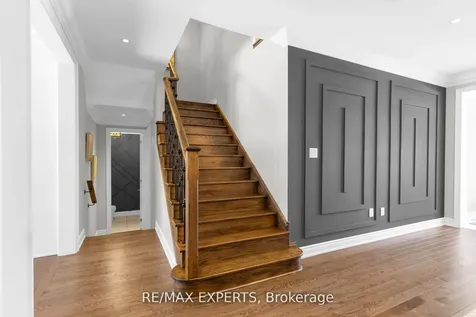 24 Mckay Avenue New Tecumseth ON L0G 1W0