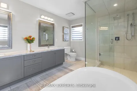 24 Mckay Avenue New Tecumseth ON L0G 1W0