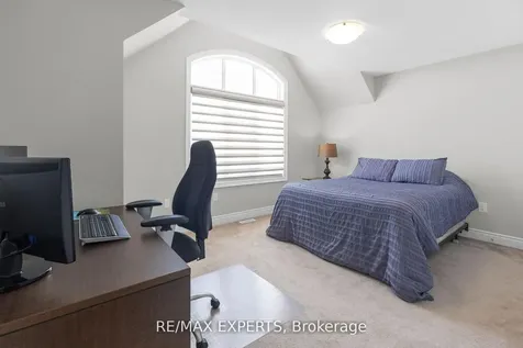 24 Mckay Avenue New Tecumseth ON L0G 1W0