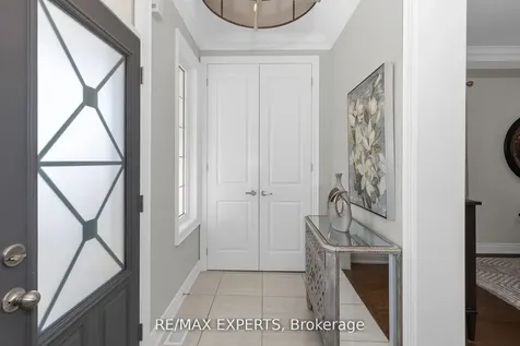 24 Mckay Avenue New Tecumseth ON L0G 1W0