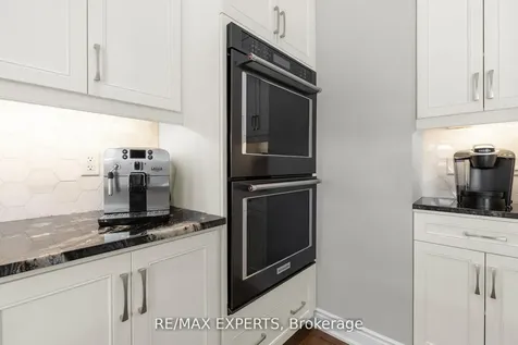 24 Mckay Avenue New Tecumseth ON L0G 1W0