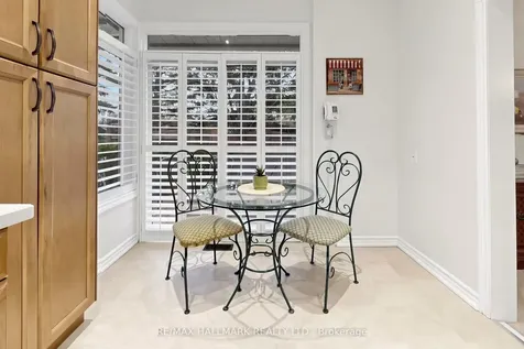 13 Christina Falls Way Markham ON L6E 1B4