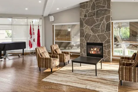 13 Christina Falls Way Markham ON L6E 1B4