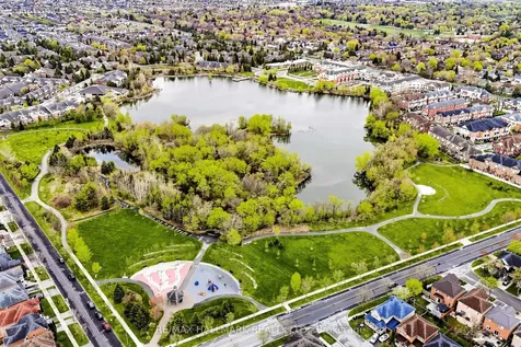 13 Christina Falls Way Markham ON L6E 1B4
