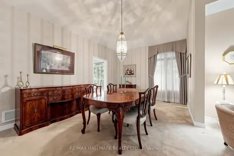 13 Christina Falls Way Markham ON L6E 1B4