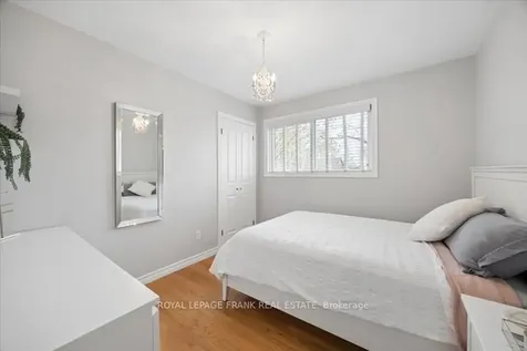 40 Balsam Street N Uxbridge ON L9P 1B3