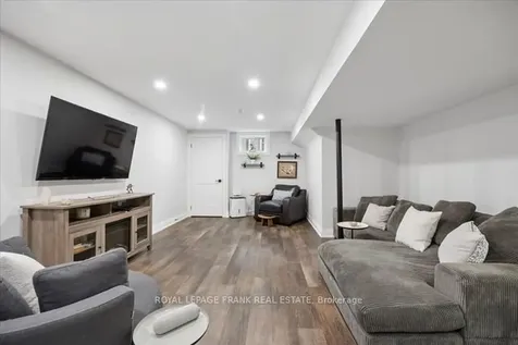 40 Balsam Street N Uxbridge ON L9P 1B3
