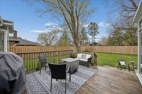 40 Balsam Street N Uxbridge ON L9P 1B3