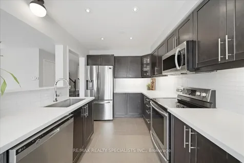 773 Miller Park Avenue Bradford West Gwillimbury ON L3Z 0L8