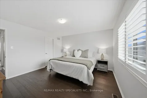 773 Miller Park Avenue Bradford West Gwillimbury ON L3Z 0L8