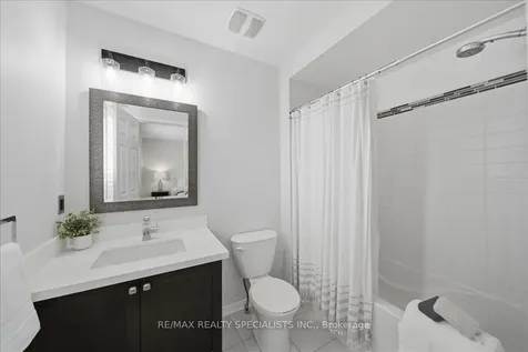 773 Miller Park Avenue Bradford West Gwillimbury ON L3Z 0L8