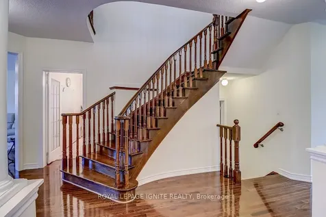 200 Ivy Glen Drive Vaughan ON L6A 0P1