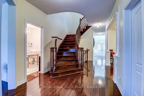 200 Ivy Glen Drive Vaughan ON L6A 0P1