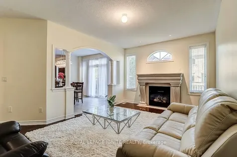 200 Ivy Glen Drive Vaughan ON L6A 0P1
