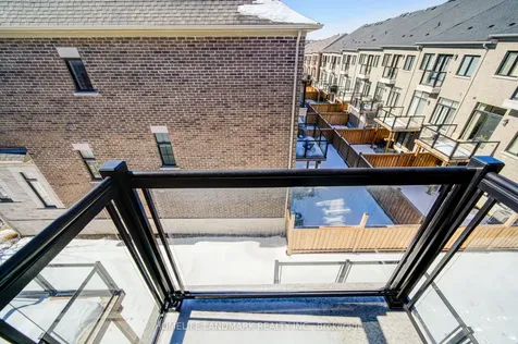 17 Duncombe Lane Richmond Hill ON L4C 1C2