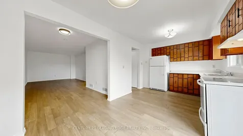 80 Upton Crescent Markham ON L3R 3T4