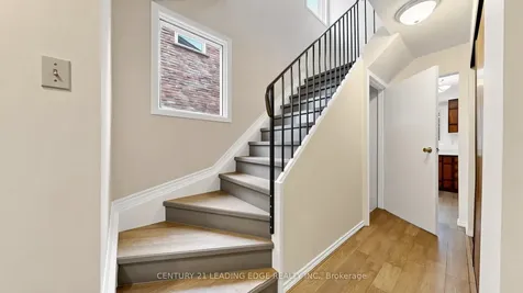 80 Upton Crescent Markham ON L3R 3T4