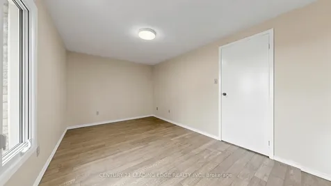 80 Upton Crescent Markham ON L3R 3T4