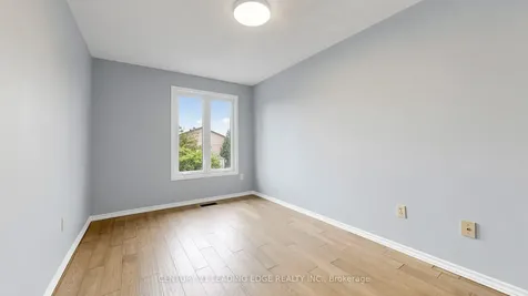 80 Upton Crescent Markham ON L3R 3T4