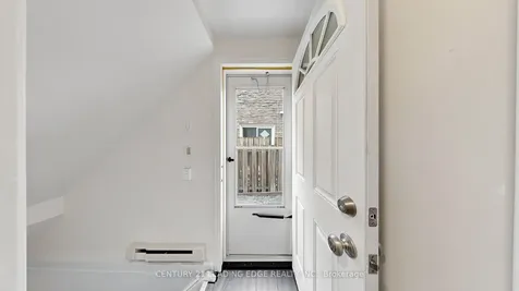 80 Upton Crescent Markham ON L3R 3T4