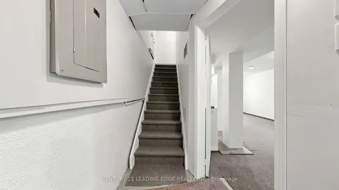 80 Upton Crescent Markham ON L3R 3T4