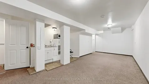 80 Upton Crescent Markham ON L3R 3T4