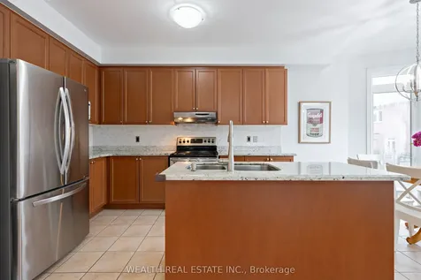 65 Burgundy Trail Vaughan ON L4J 8V9