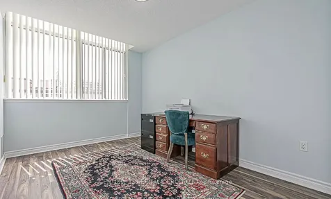 270 Davis Drive Newmarket ON L3Y 8K2