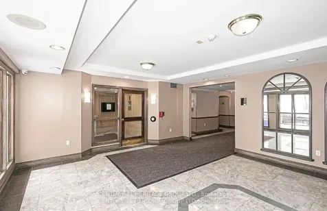 270 Davis Drive Newmarket ON L3Y 8K2