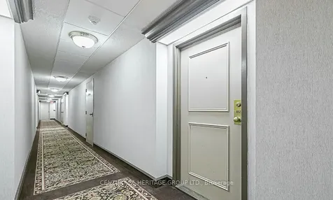 270 Davis Drive Newmarket ON L3Y 8K2