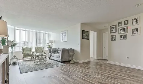 270 Davis Drive Newmarket ON L3Y 8K2