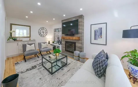 599 York Hill Boulevard Vaughan ON L4J 5L3