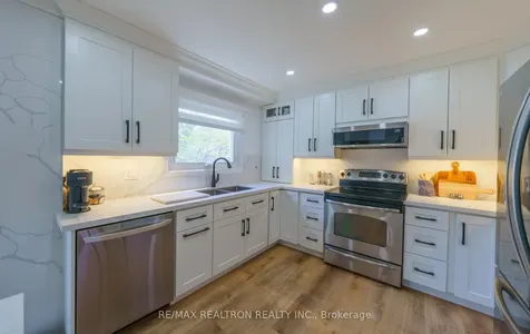 599 York Hill Boulevard Vaughan ON L4J 5L3