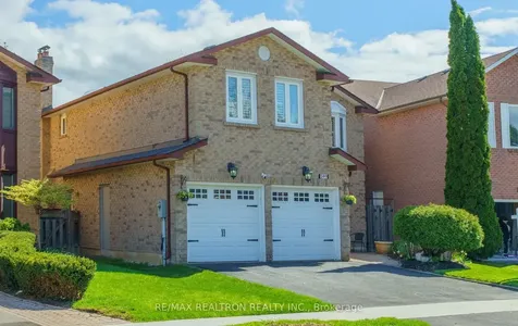 599 York Hill Boulevard Vaughan ON L4J 5L3