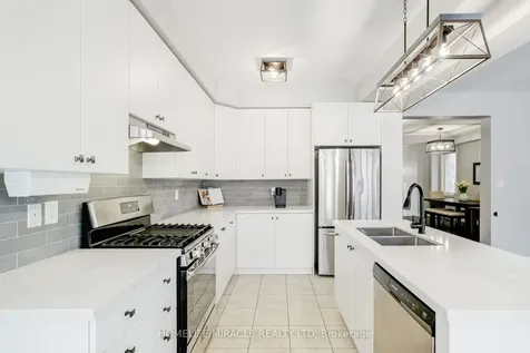 36 Hoard Avenue N New Tecumseth ON L9R 0M3
